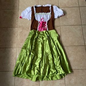 Dirndl German girl dress for Halloween size L
